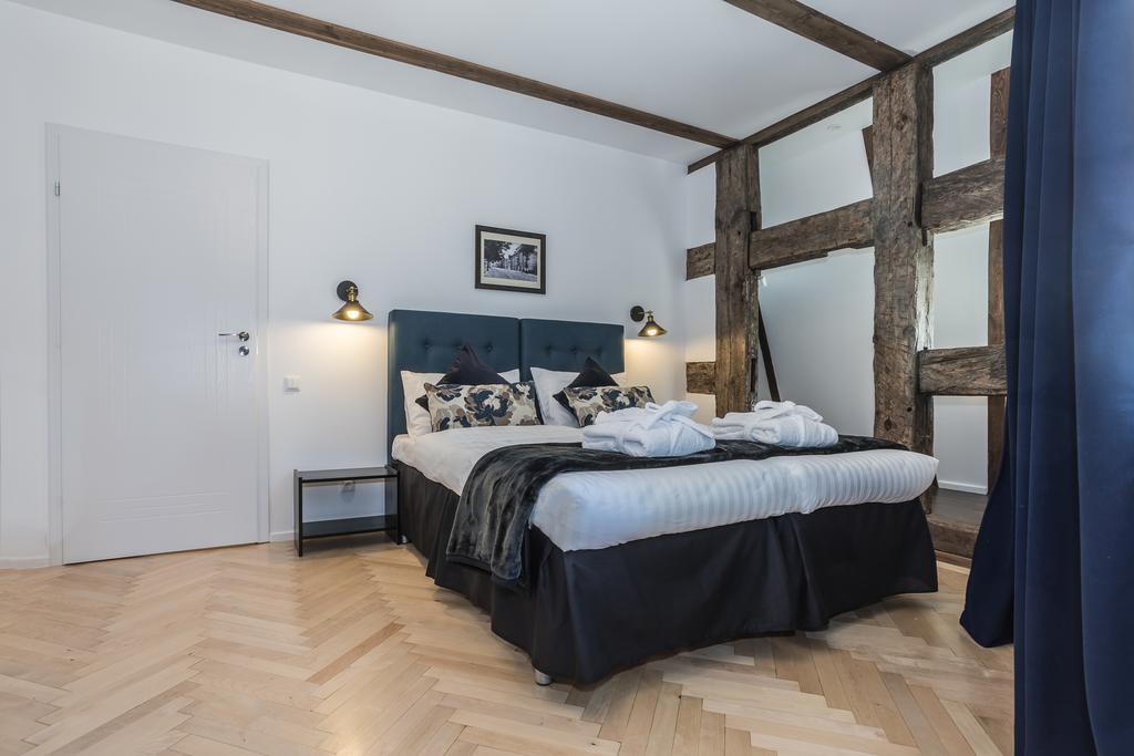 Heritage House Апартаменты *